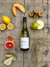 Load image into Gallery viewer, Spier Signature Sauvignon Blanc